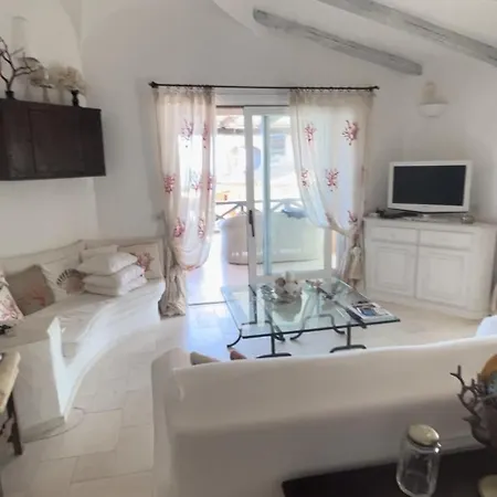 Cala Romantica Апартаменты *